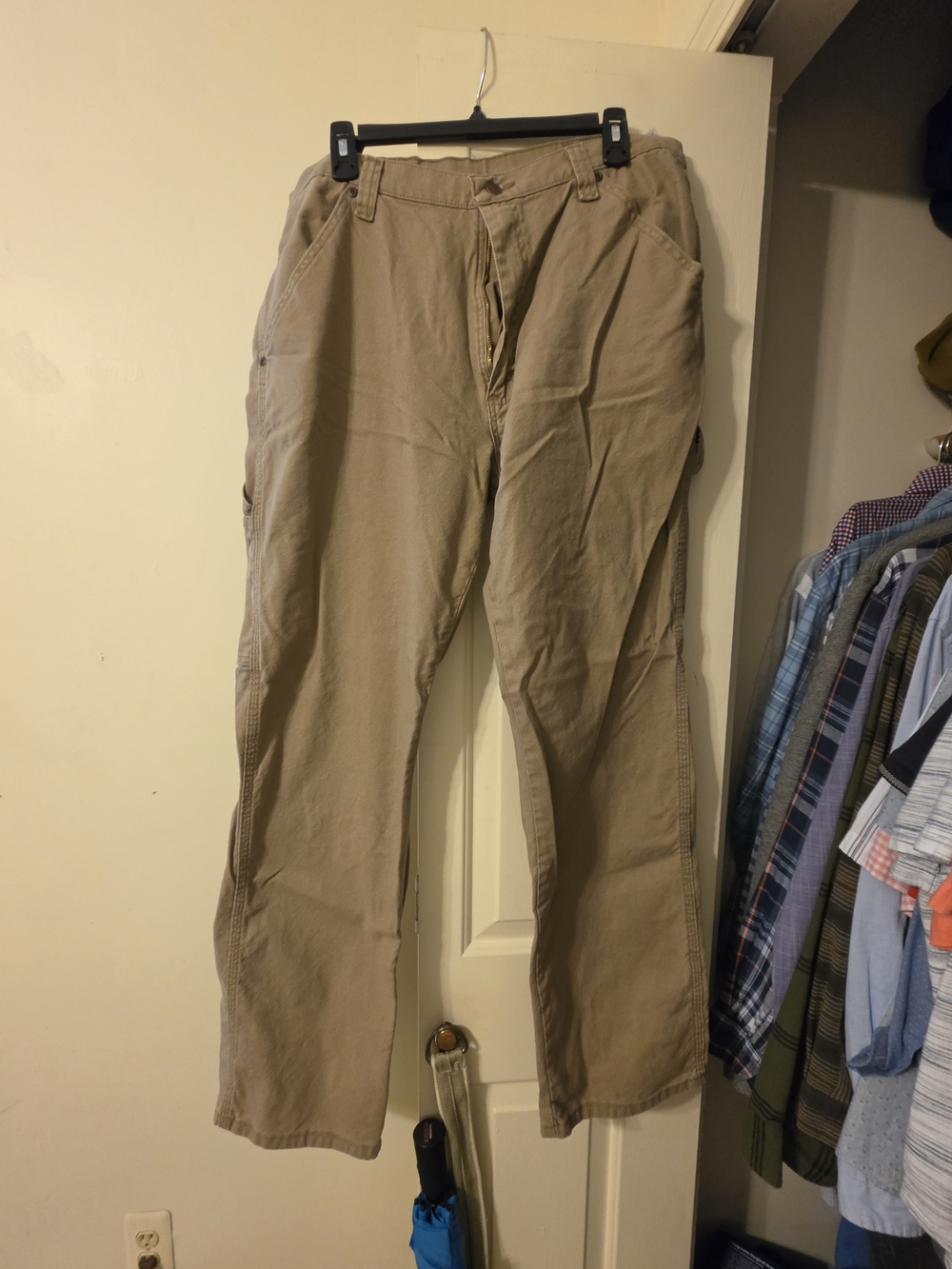 Wrangler Straight Leg Men's Jeans - Khaki